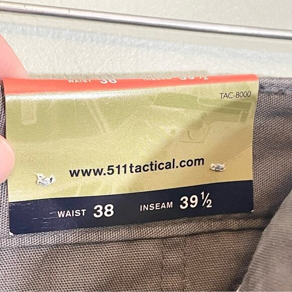 5.11 Tactical Men's Gray Multi Pocket Performance Cargo Pant Size 38 NWT - Picture 12 of 16